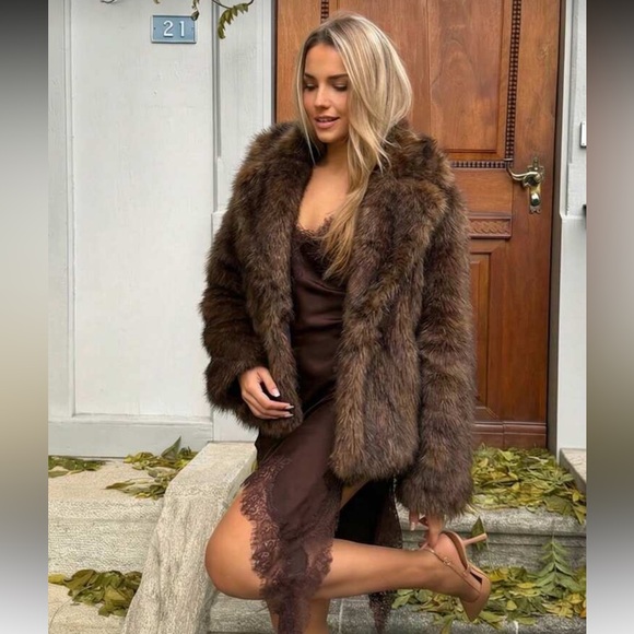 Luxury vintage style cropped oversized faux fur coat gray cream - Picture 7 of 11